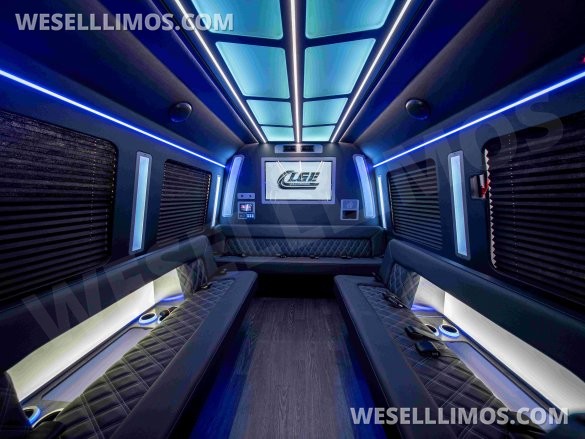 2025 LGE Coachworks Ford F-550 Executive Shuttle Bus