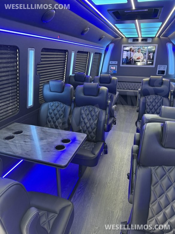 2025 LGE Coachworks Ford F-550 Executive Shuttle Bus