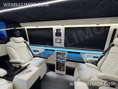 2025 First Class Customs, Inc. Mercedes-Benz CEO Sprinter Sprinter - Sprinter for Sale in Springfield, MO - Photo 8