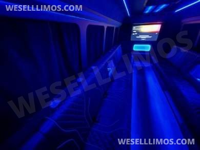 2016 Elite One Customs Ford E450 Limo Bus
