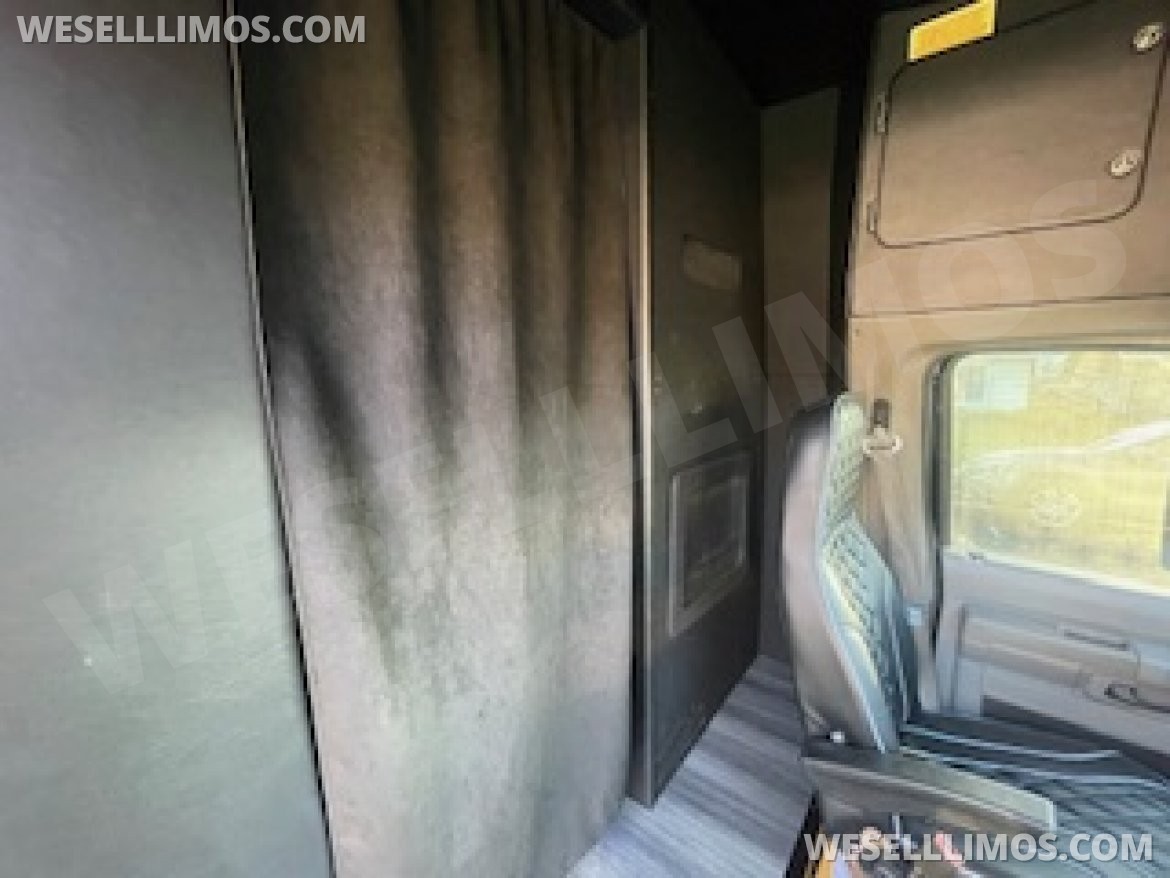 Photo of Limo Bus for sale: 2016 Ford E450 by Elite One Customs