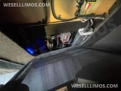 2016 Elite One Customs Ford E450 Limo Bus
