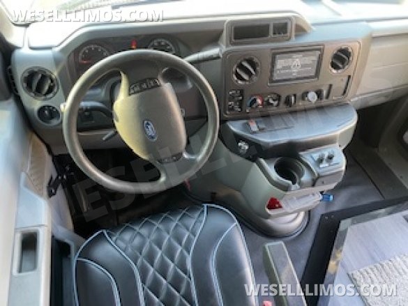 2016 Elite One Customs Ford E450 Limo Bus