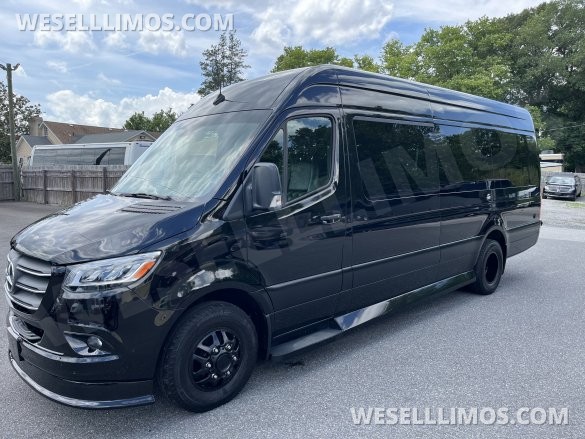 2021 LGE Mercedes-Benz Jet Sprinter Sprinter