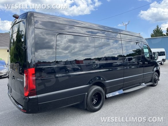 2021 LGE Mercedes-Benz Jet Sprinter Sprinter