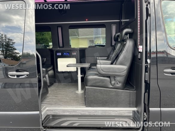 2021 LGE Mercedes-Benz Jet Sprinter Sprinter