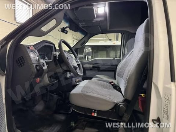 2016 Turtle Top Ford F-650 Limo Bus