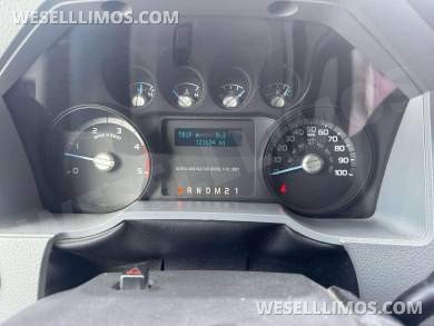 2016 Turtle Top Ford F-650 Limo Bus