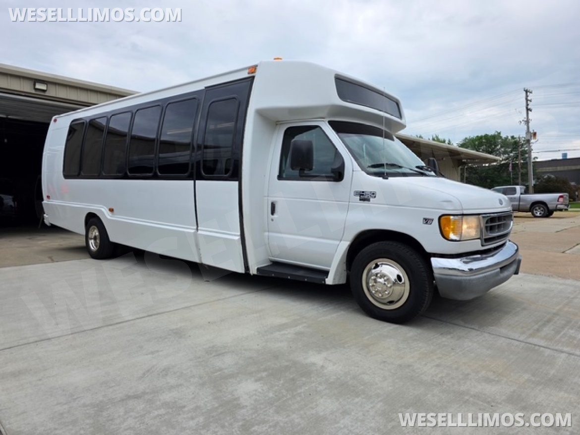 Limo Bus for Sale in Erie, PA - Photo 37