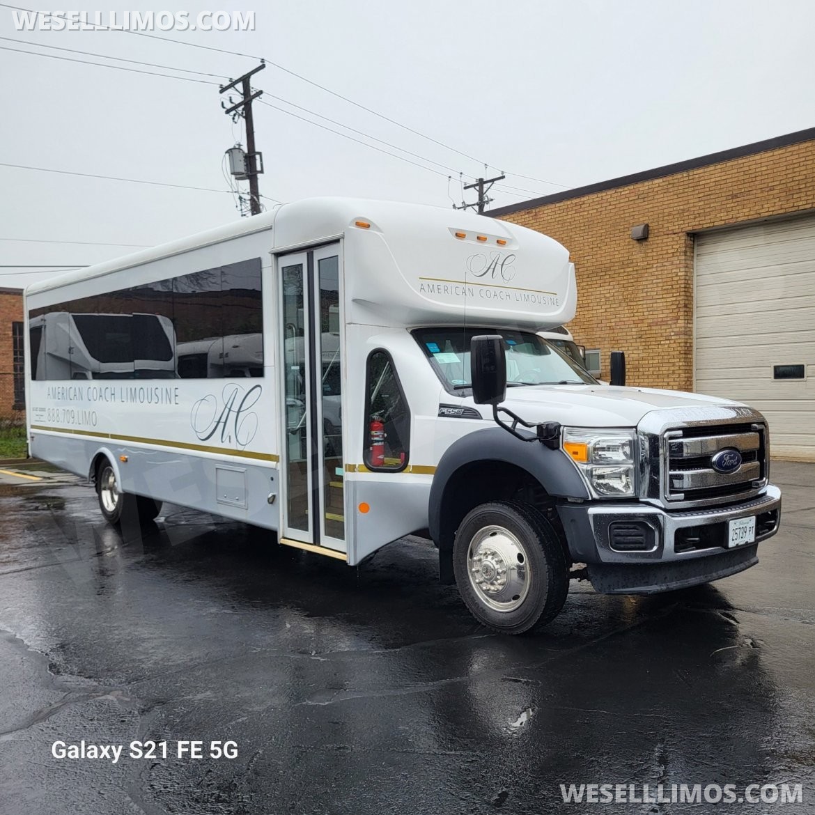 Executive Shuttle for Sale in Addison, IL - Photo 4