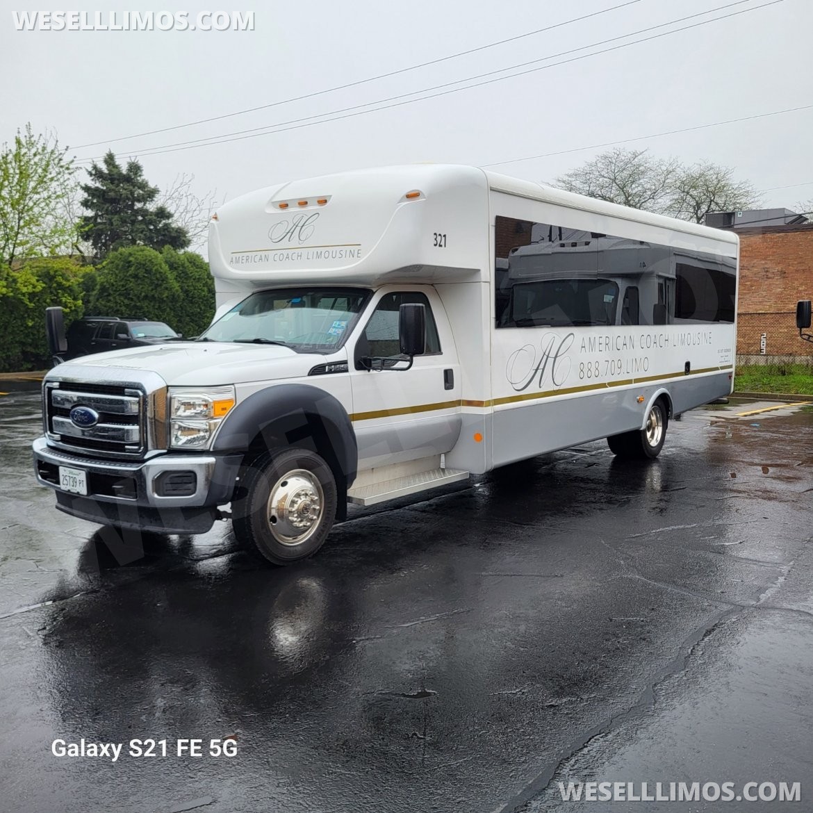 Executive Shuttle for Sale in Addison, IL - Photo 5