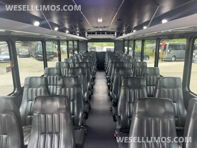 2017 Ford F650 Shuttle Bus