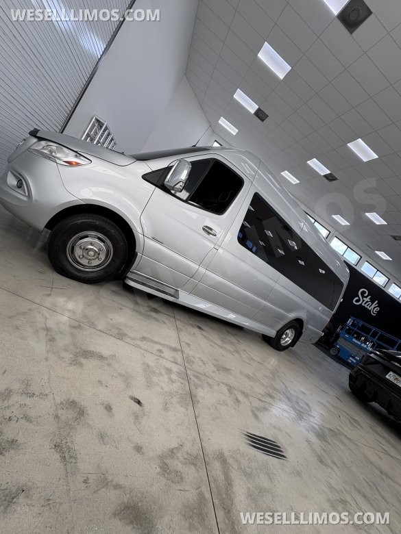 2019/21 Midwest jet sprinter