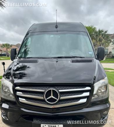 2018 First Class Customs Mercedes-Benz 3500 Executive Shuttle