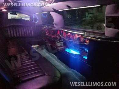 2011 Dabryan Lincoln Town car Limousine