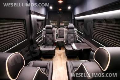 Executive Edition custom build by HQ 2025 Mercedes-Benz Sprinter 144&quot; 2500