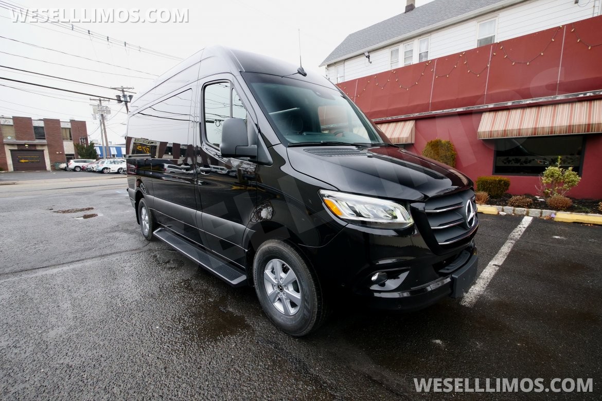 Photo of Sprinter for sale: 2025 Mercedes-Benz Sprinter 144" 2500 144" by HQ Custom Design Inc