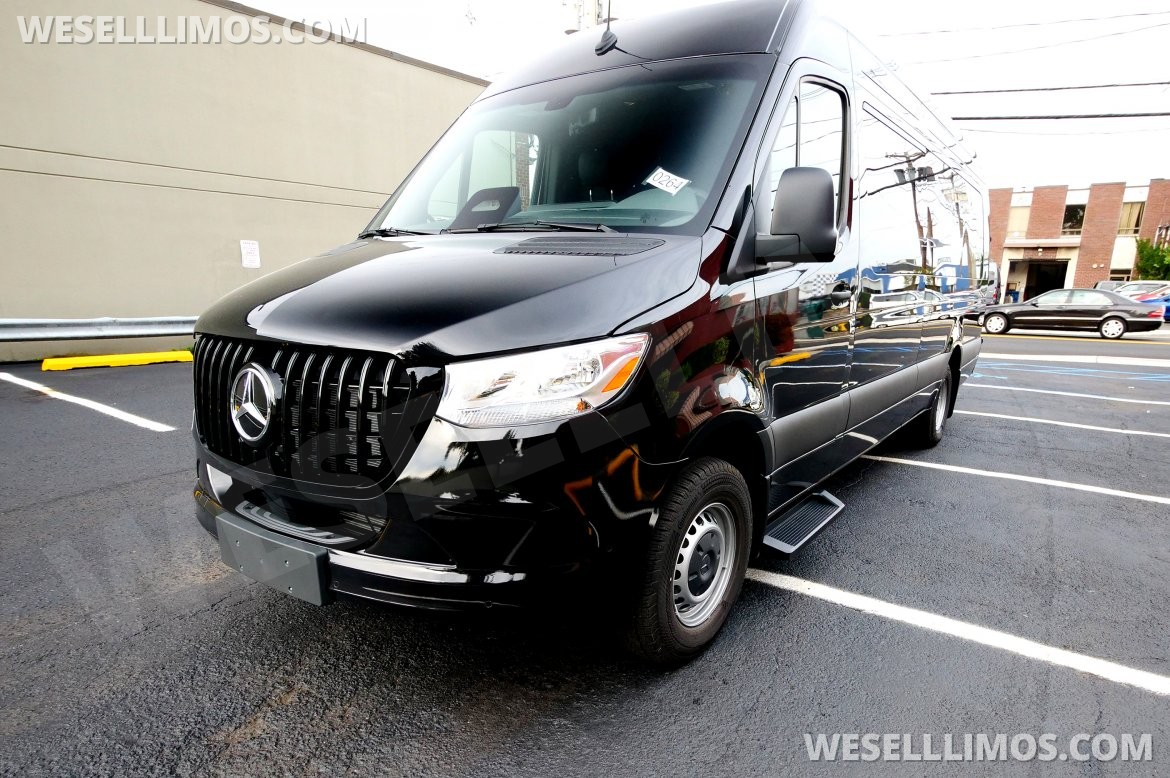 Photo of Sprinter for sale: 2025 Mercedes-Benz Sprinter 170" 3500 170" by HQ Custom Design Inc