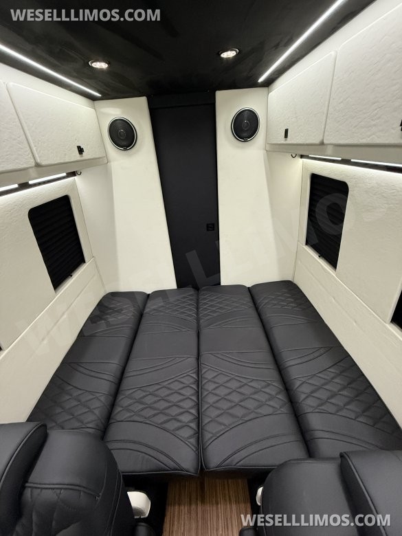 Mercedes-Benz Sprinter 170ext Sprinter Wheel Chair Lift