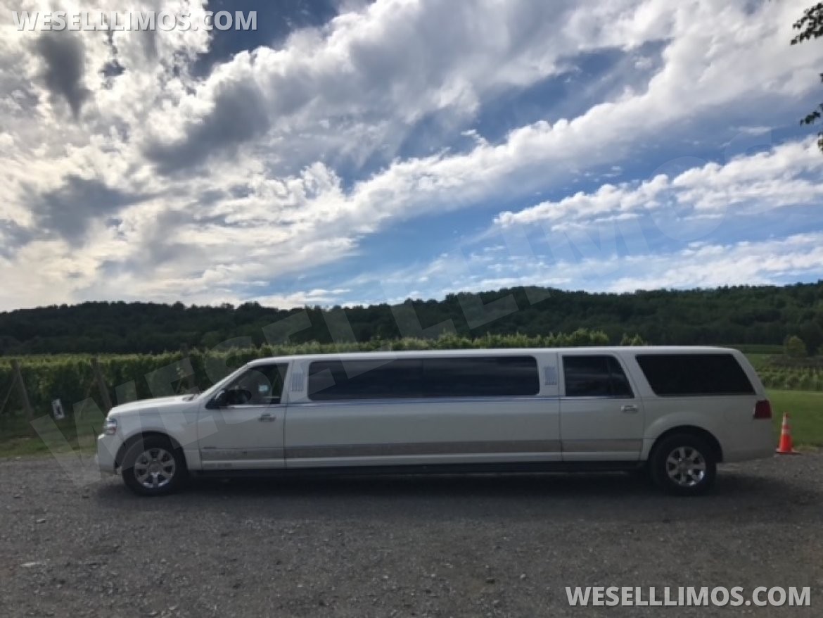 SUV Stretch for sale: 2008 Lincoln Navigator
