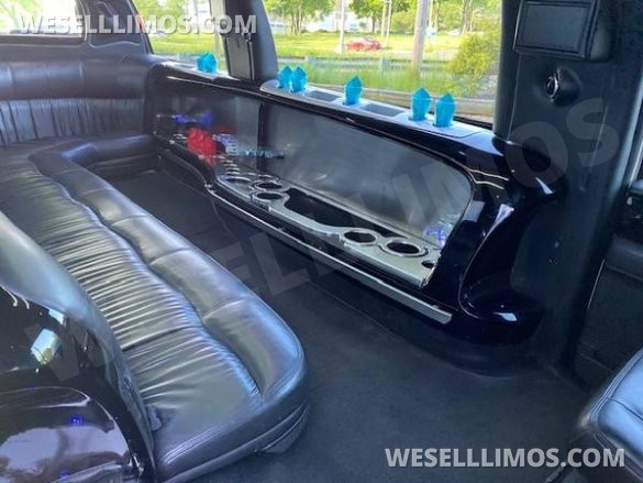 2008 Lincoln Navigator SUV Stretch