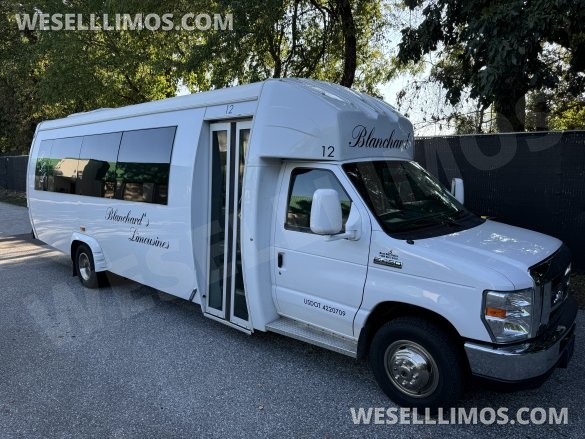 2018 Ford E450 Executive Shuttle