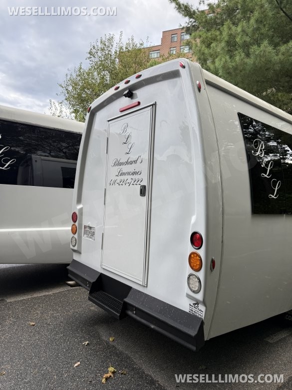2018 Ford E450 Executive Shuttle