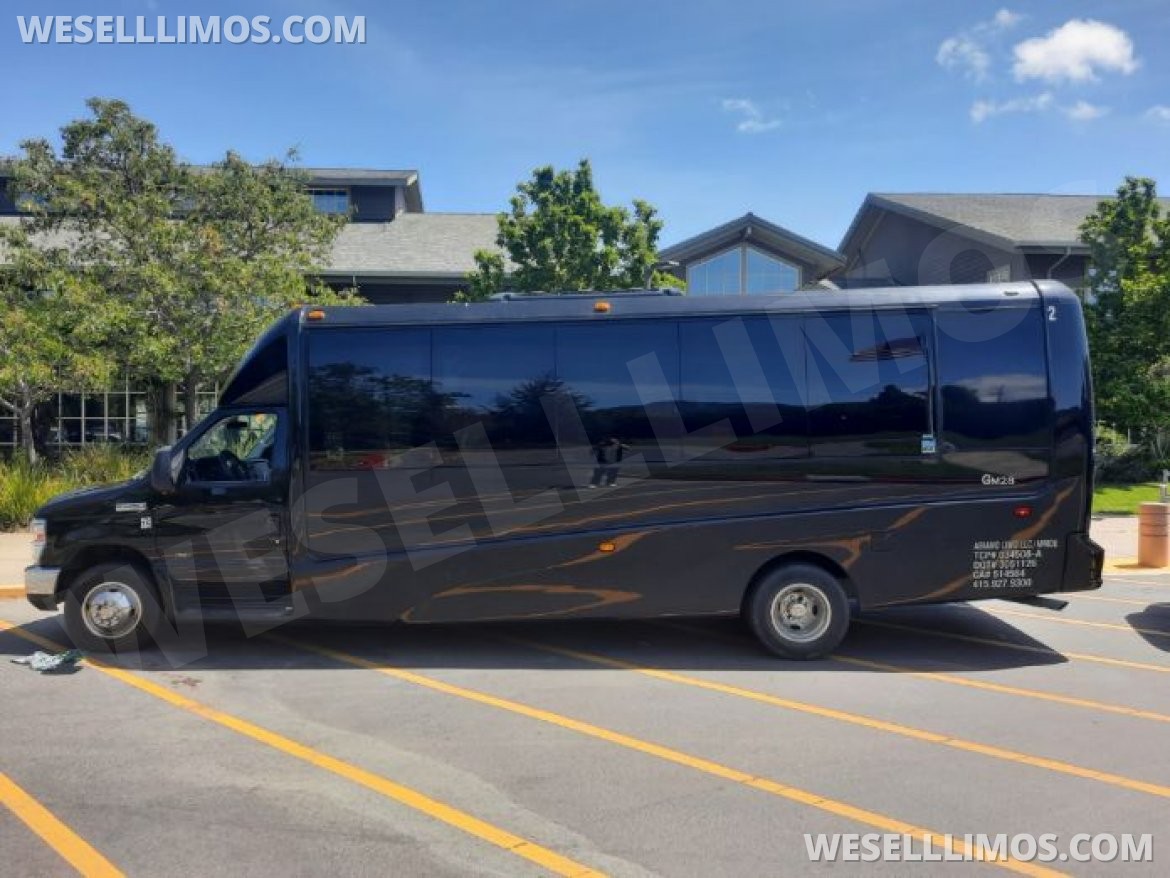 Executive Shuttle for sale: 2019 Ford E450 28&quot; by Grech