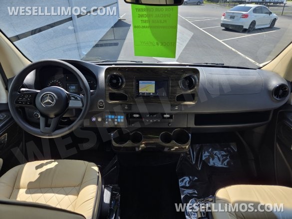 2019 Midwest Automotive Designs Mercedes-Benz Luxe Cruiser Luxury Sprinter