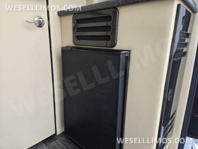 2019 Midwest Automotive Designs Mercedes-Benz Luxe Cruiser Luxury Sprinter