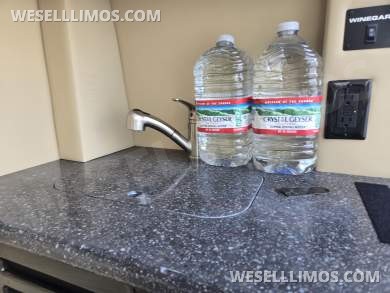 2019 Midwest Automotive Designs Mercedes-Benz Luxe Cruiser Luxury Sprinter