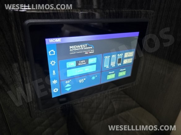 2019 Midwest Automotive Designs Mercedes-Benz Luxe Cruiser Luxury Sprinter