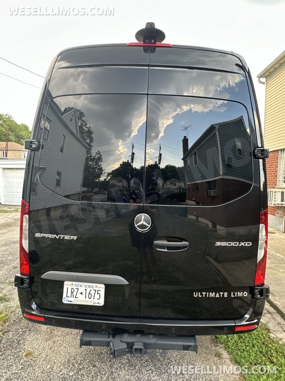 2024 Ultimate Toys Mercedes-Benz 2024 Mercedes-Benz Sprinter 3500 XD CargoHigh Roof Sprinter