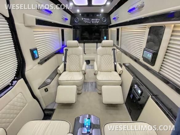 2024 Ultimate Toys Mercedes-Benz 2024 Mercedes-Benz Sprinter 3500 XD CargoHigh Roof Sprinter