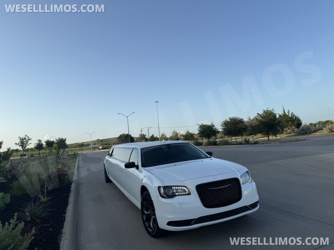 Photo of Limousine for sale: 2023 Chrysler 300 140" 10Pax by SpringField Coach Group