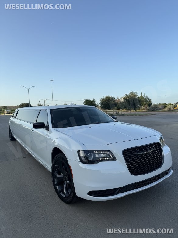 2023 Chrysler 300 140" 10Pax Limousine for Sale in Dallas, TX - Main Photo