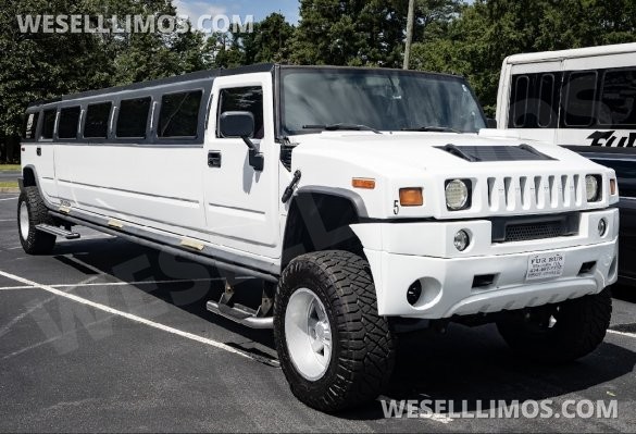 2005 Hummer H2 SUV Stretch