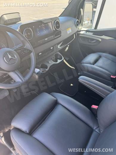 2025 SPV Conversions Mercedes-Benz Sprinter 3500 XD Sprinter