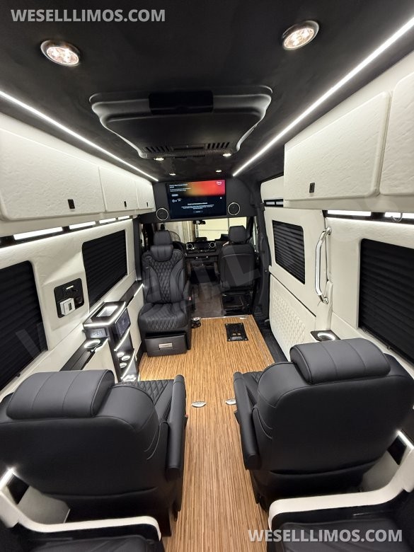 Mercedes-Benz Sprinter  Jet style