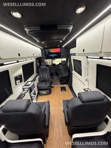 Mercedes-Benz Sprinter  Jet style