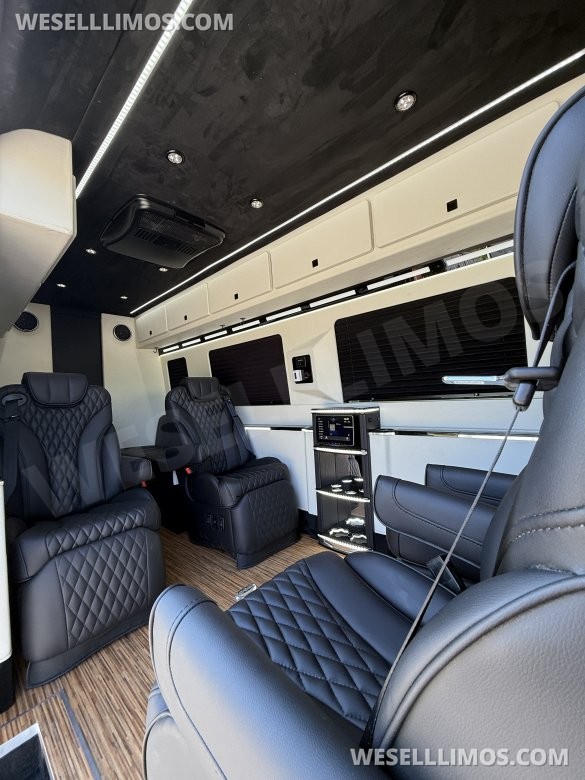 Mercedes-Benz Sprinter  Jet style