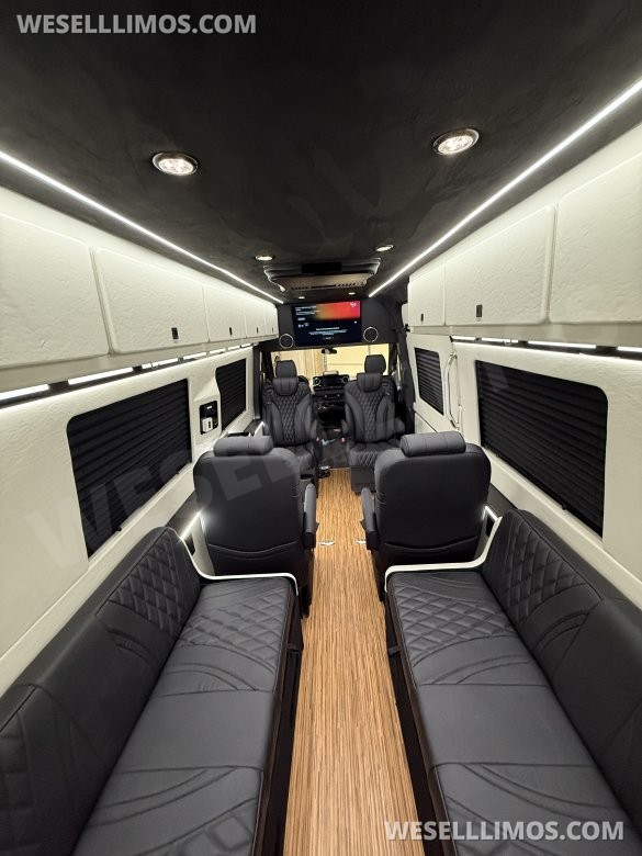 Mercedes-Benz Sprinter  Jet style
