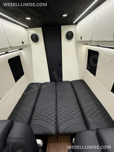 Mercedes-Benz Sprinter  Jet style