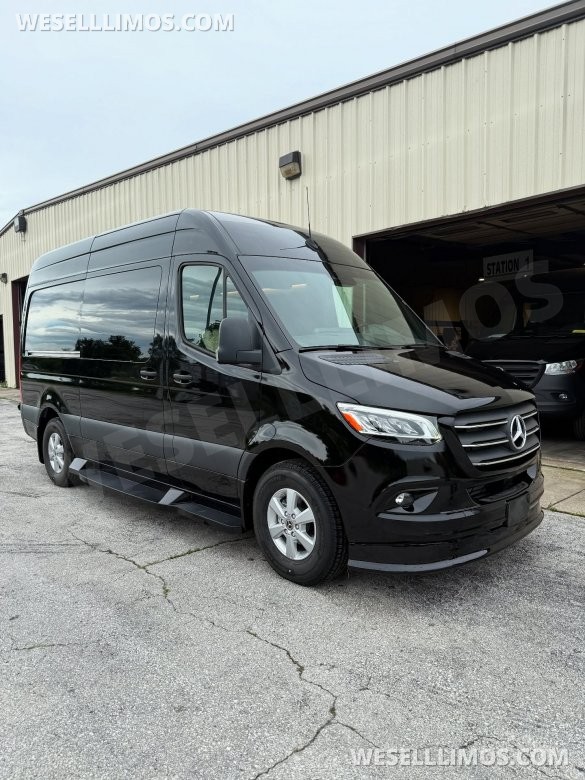 Mercedes-Benz Sprinter  CEO  Mobile Office