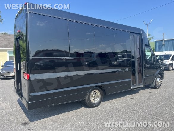 2015 Battisti Mercedes-Benz 3500 Executive Shuttle