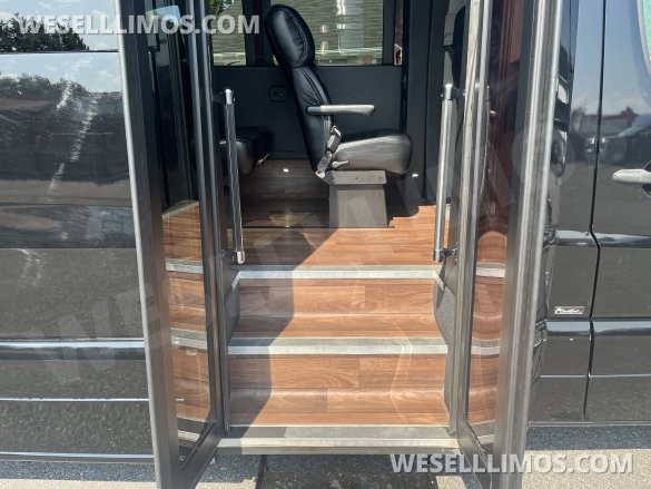 2015 Battisti Mercedes-Benz 3500 Executive Shuttle