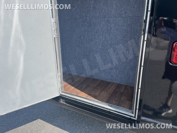 2015 Battisti Mercedes-Benz 3500 Executive Shuttle