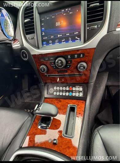 2013 Executive Coach Builders Chrysler 300 Limousine