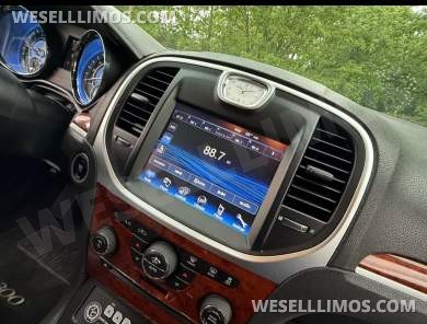 2013 Executive Coach Builders Chrysler 300 Limousine