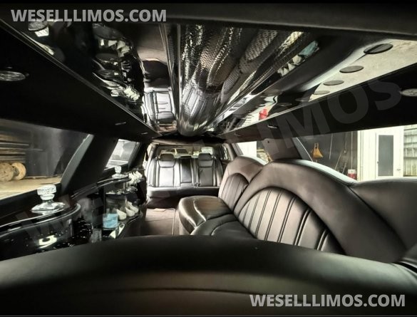 2013 Executive Coach Builders Chrysler 300 Limousine